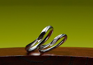 萬時の結婚指輪に新作が登場しました！